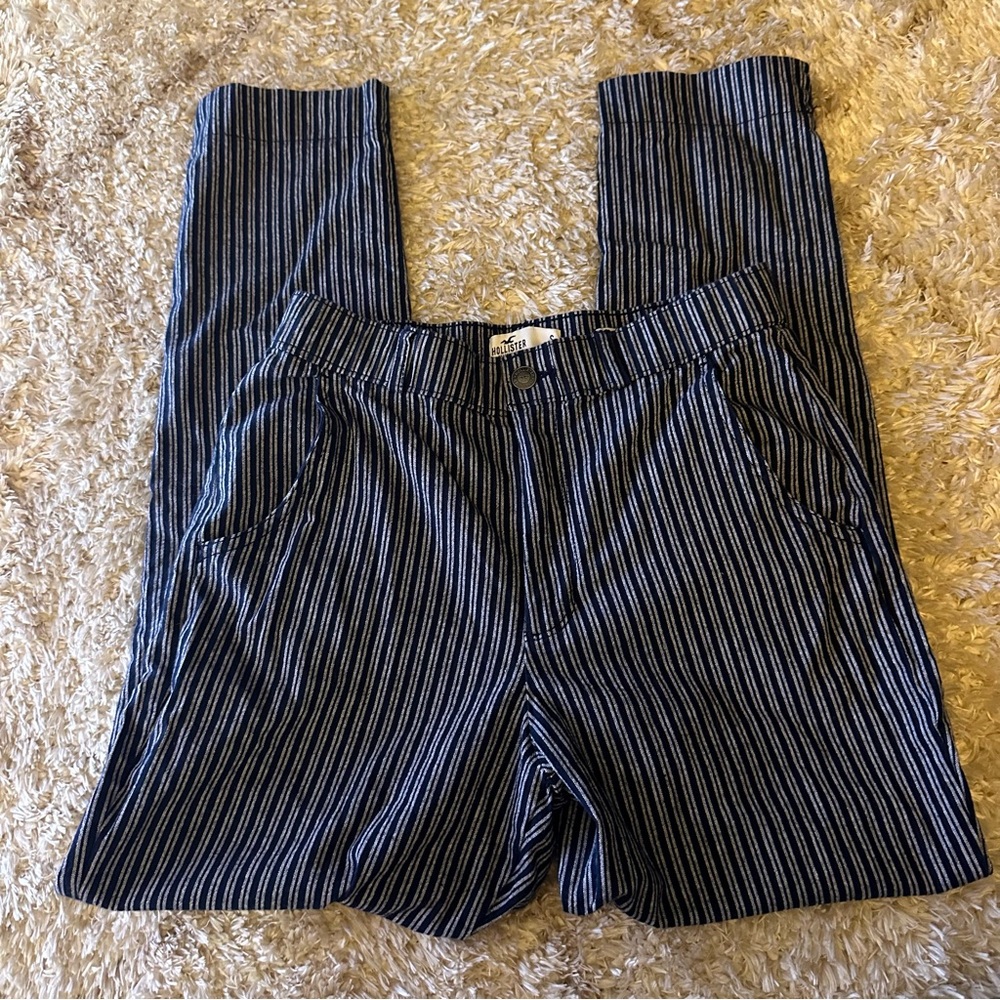 Hollister Ultra High Rise Skinny Pants